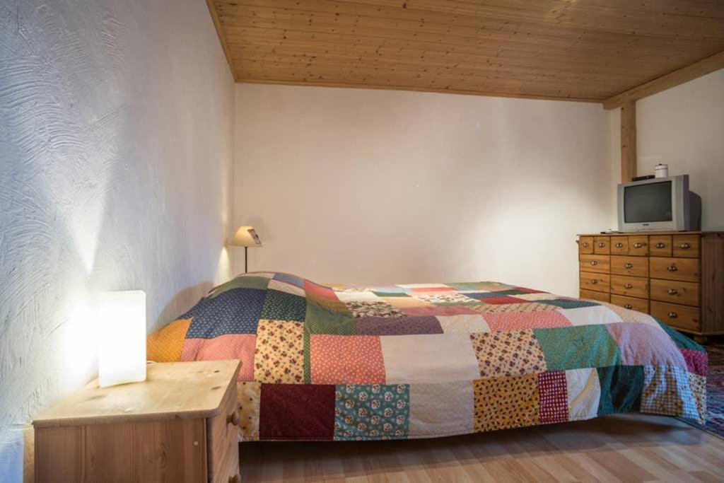 Appartement Spacieux Proche Des Telecabines Et Du Centre Ville Avec Jardin Prive Saint-Gervais-les-Bains Luaran gambar